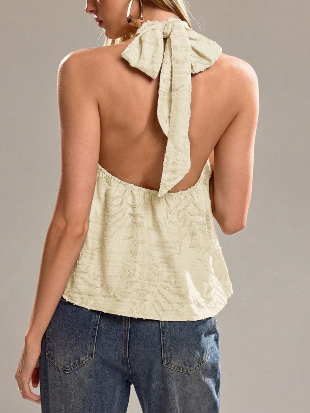 White Casual Women's Textured Halter Neck Camisole - Picture 2 of 6